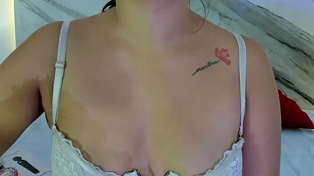 thamiina  online show from February 2026 06:50:01 PM