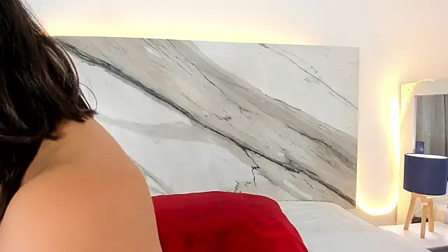 thamiina  online show from December 2025 07:04:02 PM