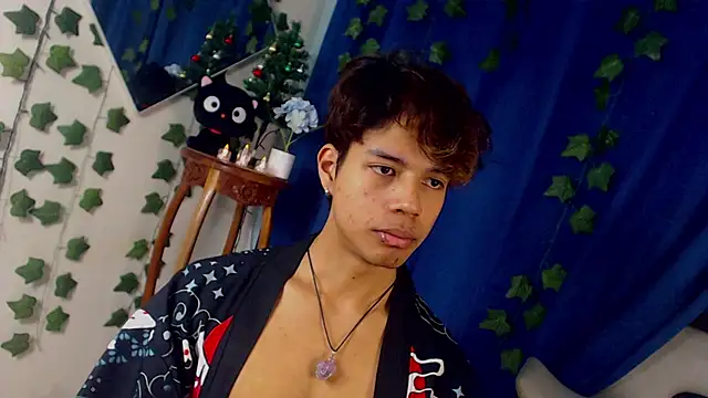 Kaoriimatsuii online show from November 2025 12:33:02 AM