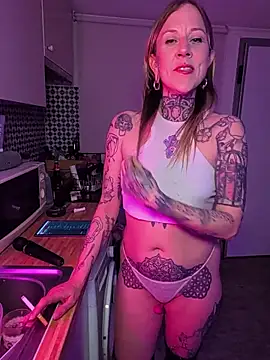 sarahpearlx online show from March 2026 11:10:02 PM