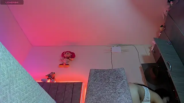 hot Dariana pantyhose online show from April 2026 02:01:01 PM