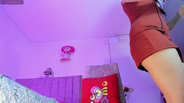 hot Dariana pantyhose online show from April 2026 02:24:01 PM