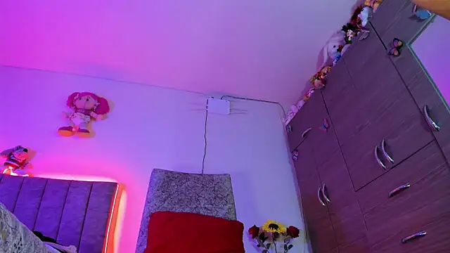 hot Dariana pantyhose online show from March 2026 03:04:02 PM