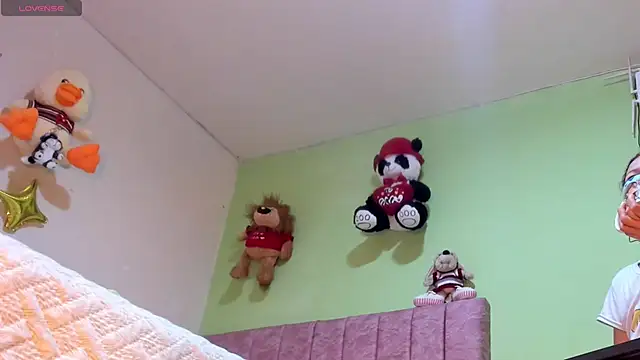 hot Dariana pantyhose online show from October 2025 02:50:01 PM