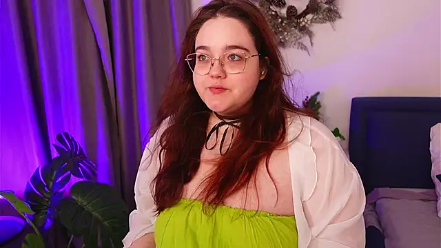 Snapshot of Neko_Moor chatting on December 2025 08:52:01 PM Neko Moor online show from December 2025 08:52:01 PM