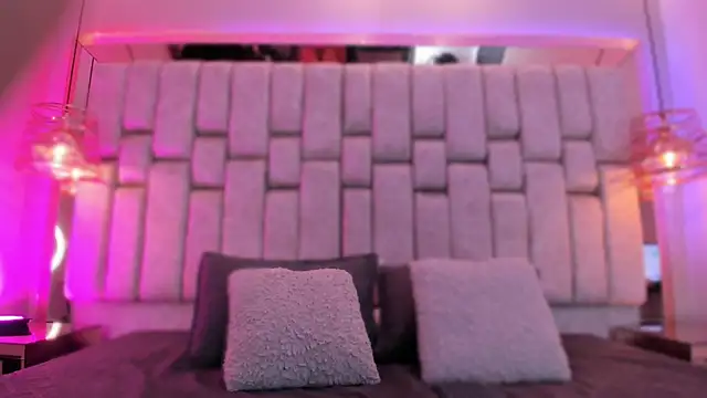 LissyConan online show from November 2025 08:46:01 PM