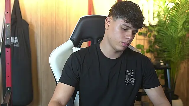 Ethan occonor online show from November 2025 12:44:01 AM