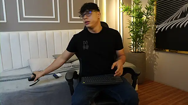 Ethan occonor online show from November 2025 08:18:02 AM