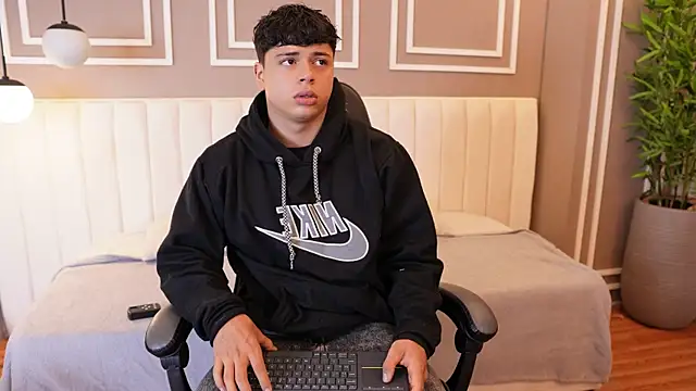 Ethan occonor online show from May 2026 12:55:01 PM