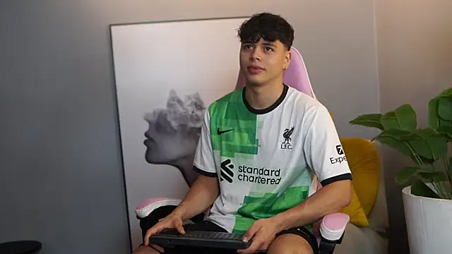 Ethan occonor online show from November 2025 12:54:01 PM