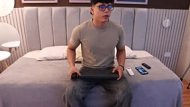 Ethan occonor online show from May 2026 08:31:02 PM