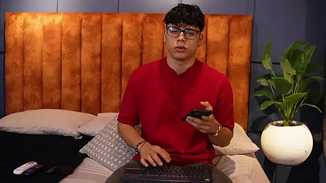 Ethan occonor online show from October 2025 12:51:01 PM