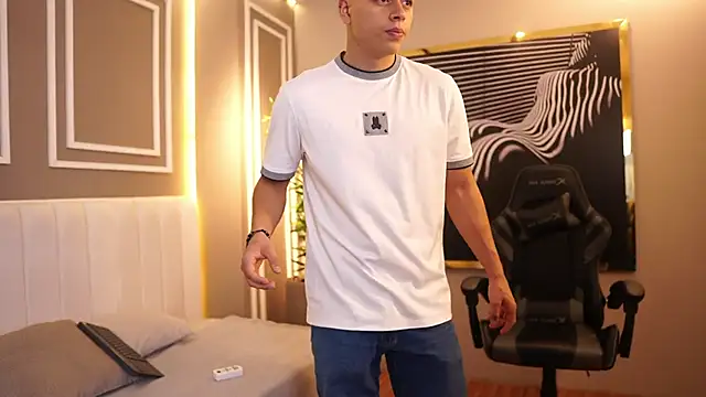 Ethan occonor online show from November 2025 12:30:01 PM