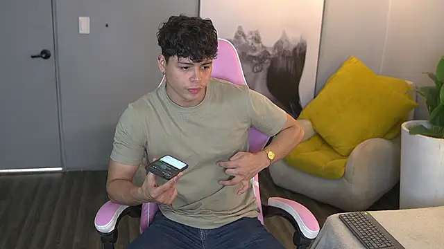 Ethan occonor online show from September 2025 04:18:01 PM
