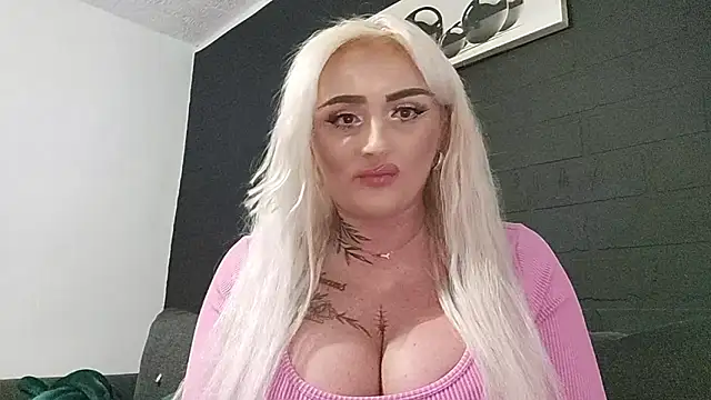 AnastasiaLips online show from December 2025 09:41:01 PM