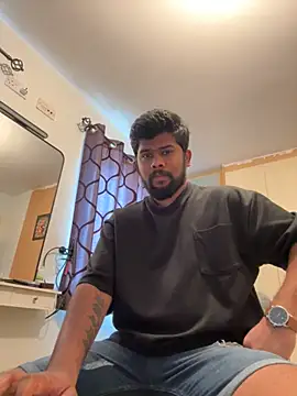 Snapshot of CrazyShashank chatting on September 2025 08:21:01 AM CrazyShashank online show from September 2025 08:21:01 AM