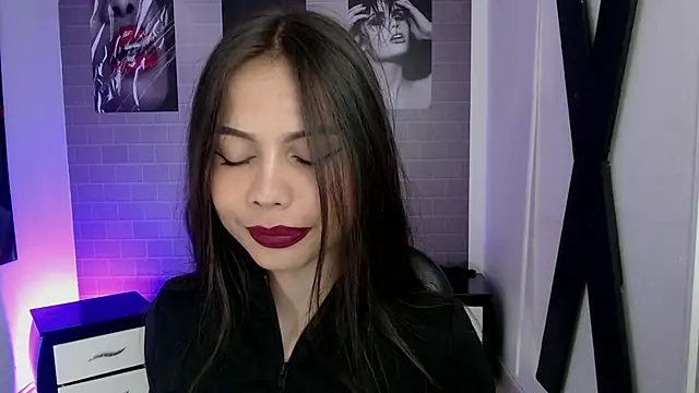 aleesha cameron02 online show from March 2026 07:10:02 PM