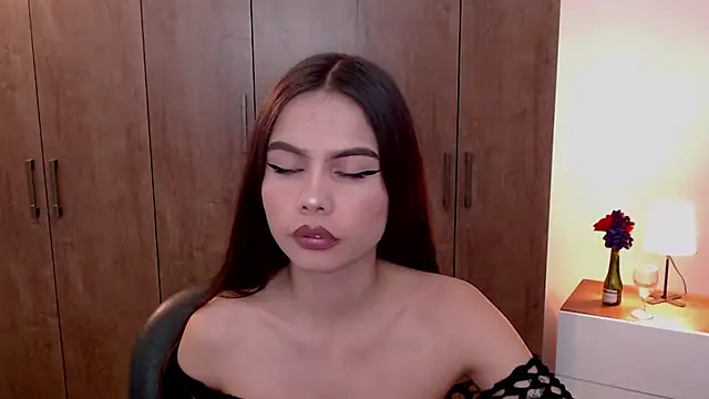 aleesha cameron02 online show from July 2026 07:11:02 PM