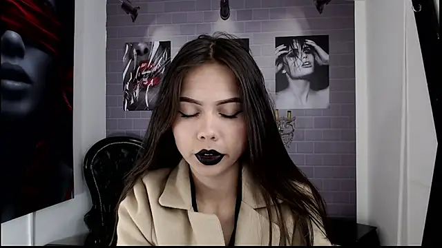 aleesha cameron02 online show from October 2025 12:17:01 PM