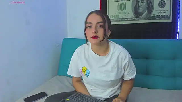 elizabeth lamer online show from November 2025 06:46:01 AM