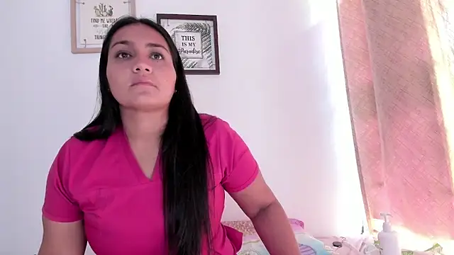 selena jhonson online show from November 2025 02:10:01 PM