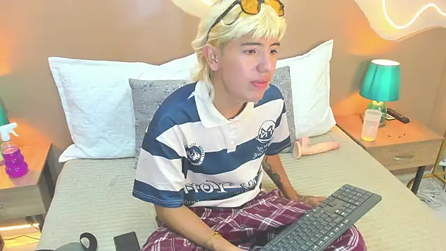 Enrrixxx  online show from January 2026 12:14:02 AM