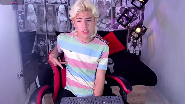 Enrrixxx  online show from January 2026 12:17:01 AM