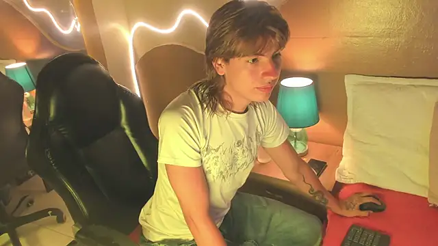 Enrrixxx  online show from April 2026 12:28:02 AM