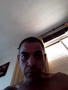 JOAQUINTORRES39 online show from November 2025 10:30:02 AM