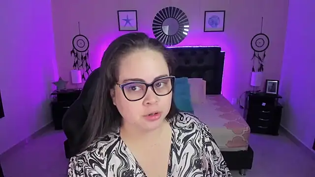 LolaVillalobos online show from February 2026 11:51:01 AM