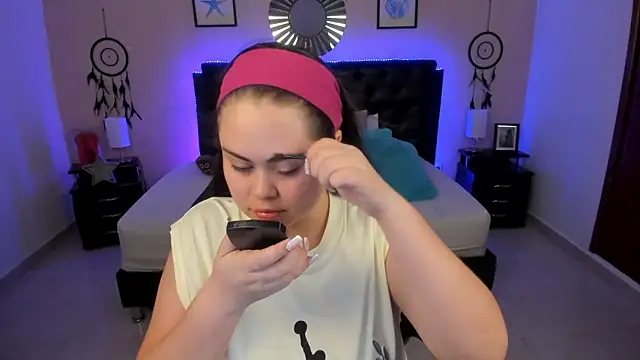 LolaVillalobos online show from March 2026 12:25:02 PM