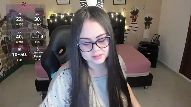 LolaVillalobos online show from December 2025 12:48:02 PM