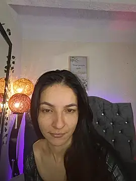 karol rose online show from November 2025 10:32:01 PM