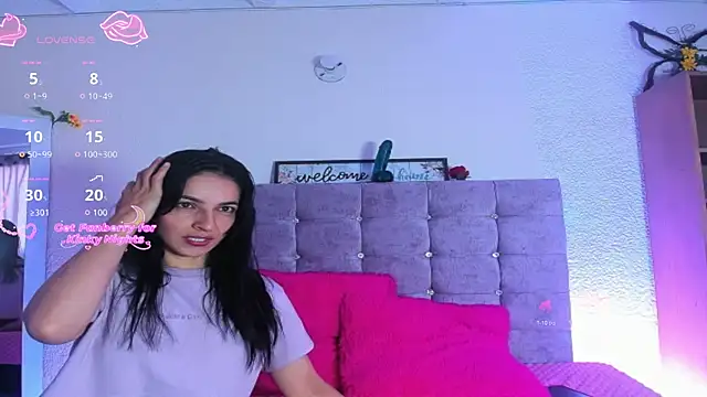 karol rose online show from November 2025 01:37:02 PM