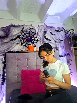 karol rose online show from October 2025 09:34:02 PM