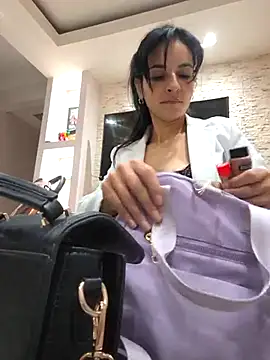 karol rose online show from October 2025 04:13:02 AM