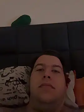 Lars2306 online show from October 2025 10:58:01 AM