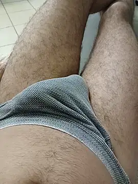 Giacomo-1990 online show from July 2026 11:04:01 PM