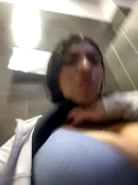 arieel  722 online show from November 2025 01:37:02 AM