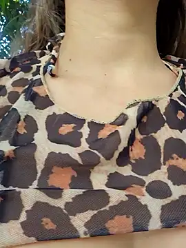 Natasanz online show from December 2025 09:48:02 PM