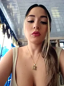 Snapshot of Natasanz chatting on December 2025 08:52:01 PM Natasanz online show from December 2025 08:52:01 PM