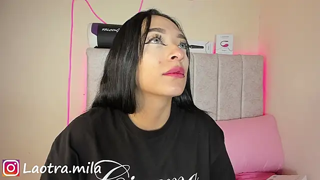 juliettaa 1 online show from November 2025 10:59:02 PM