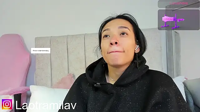 juliettaa 1 online show from March 2026 10:33:02 PM