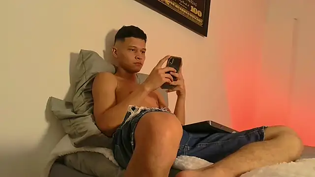 Twinkcock22 online show from October 2025 12:55:01 AM