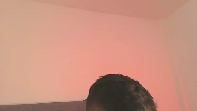 Snapshot of Twinkcock22 chatting on October 2025 02:34:01 AM Twinkcock22 online show from October 2025 02:34:01 AM