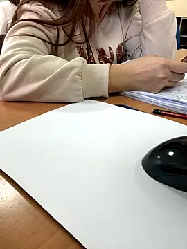 Snapshot of PhuongNhi21 chatting on November 2025 02:10:01 AM PhuongNhi21 online show from November 2025 02:10:01 AM