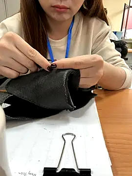 Snapshot of PhuongNhi21 chatting on December 2025 01:49:02 AM PhuongNhi21 online show from December 2025 01:49:02 AM