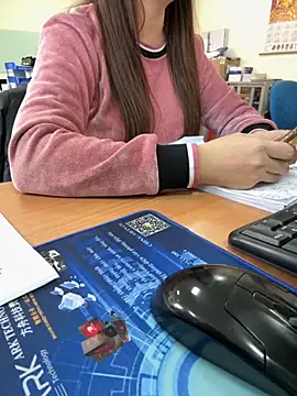 Snapshot of PhuongNhi21 chatting on November 2025 01:06:01 AM PhuongNhi21 online show from November 2025 01:06:01 AM