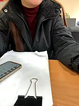 Snapshot of PhuongNhi21 chatting on November 2025 01:28:02 AM PhuongNhi21 online show from November 2025 01:28:02 AM