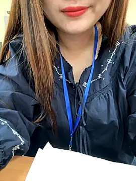 Snapshot of PhuongNhi21 chatting on November 2025 01:11:02 AM PhuongNhi21 online show from November 2025 01:11:02 AM